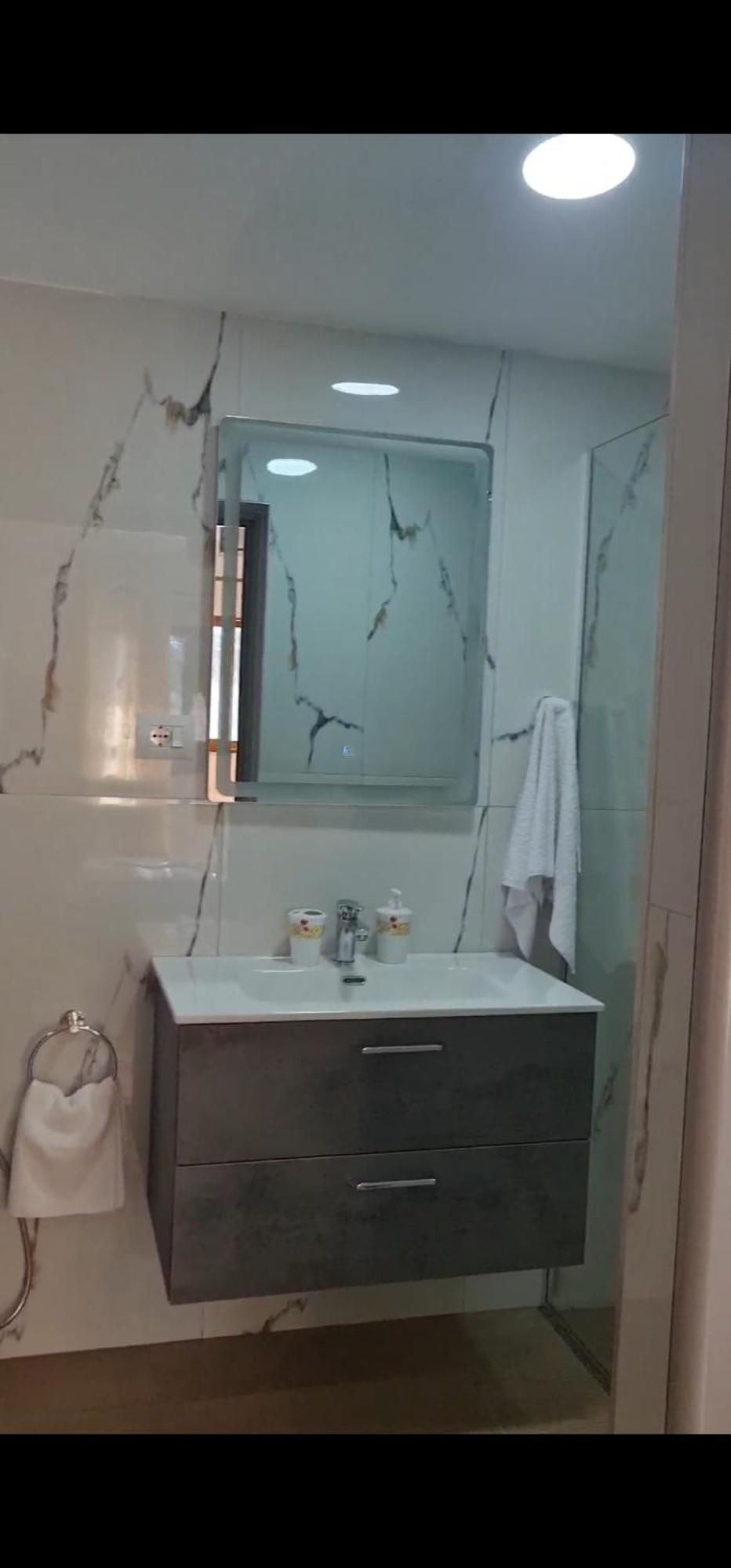 Villa Gezimi クサミル 部屋 写真
