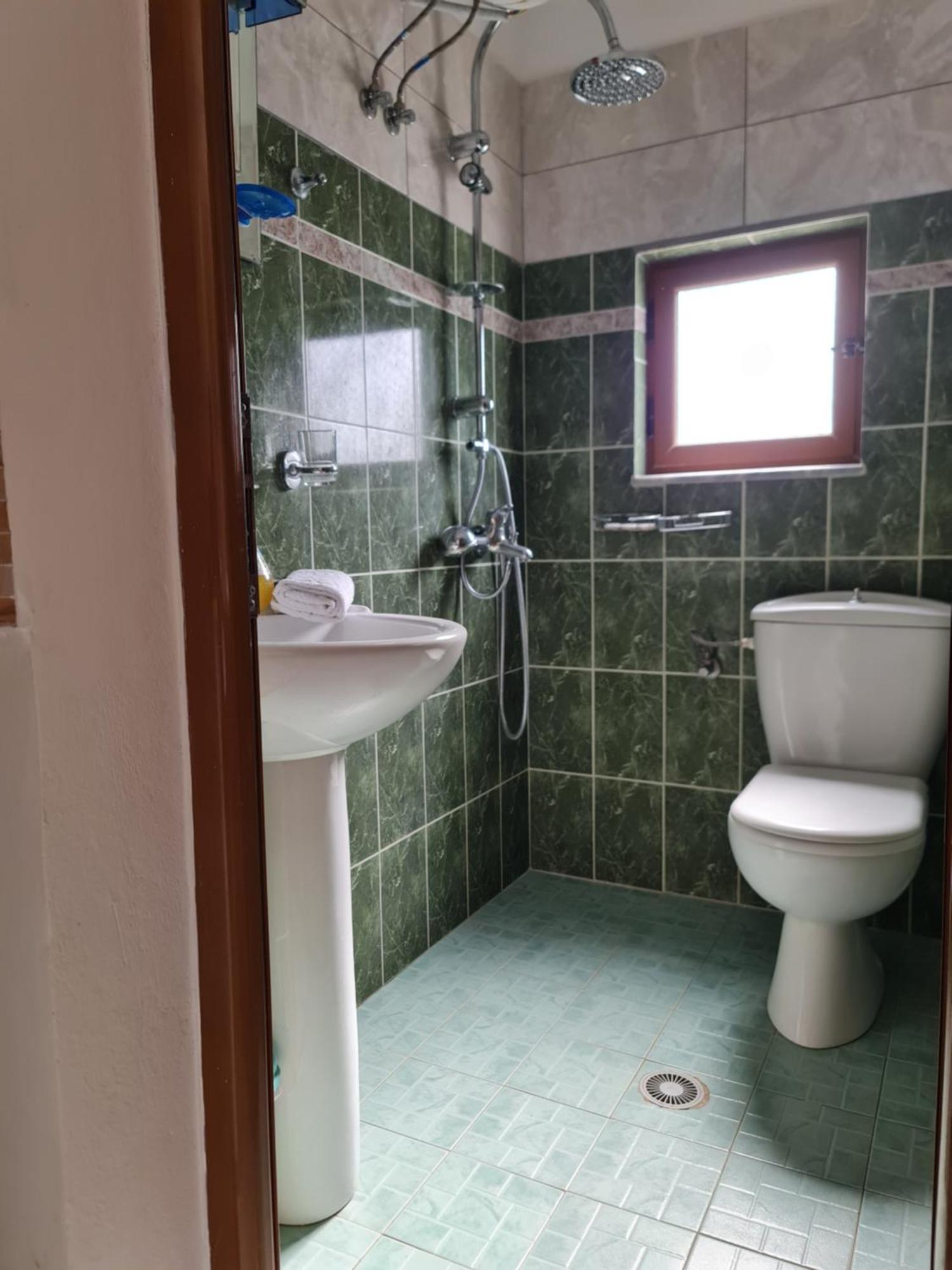 Villa Gezimi クサミル 部屋 写真